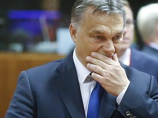 Hatalmasat ment a Népszava, tovább zuhan Orbán kedvence