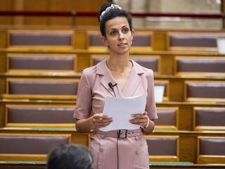 Óriási mozgások történtek a kormány környékén: lemondások, felmentések, kinevezések