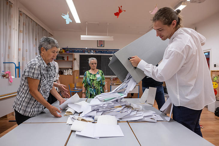 Így számoltak vasárnap este - ha újraszámolás lesz, az nem csak a hibák kijavítására ad lehetőséget