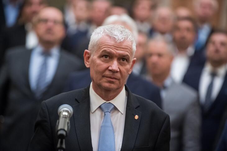 A kormány nem válaszolt, Polt Péter igen