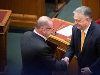 Bizalmasai kiterjesztették az egyik leggazdagabb miniszter cégbirodalmának határait