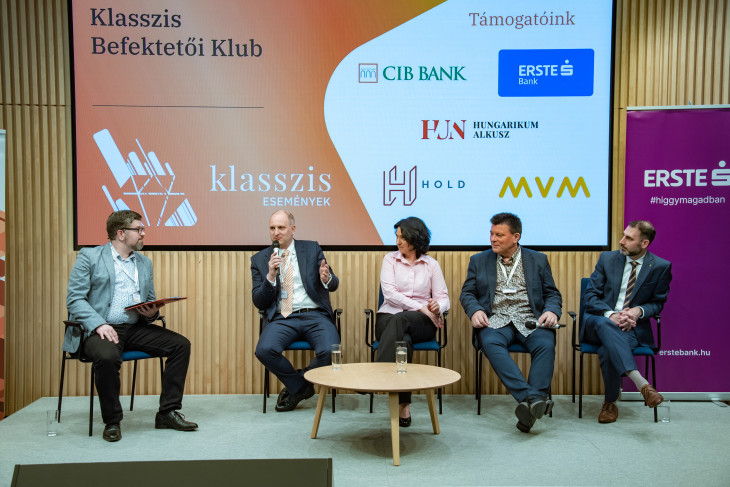 Klasszis Befektetői Klub: Gáspár András, Varjú Péter, Trippon Mariann, Káncz Csaba és Virovácz Péter a panelban