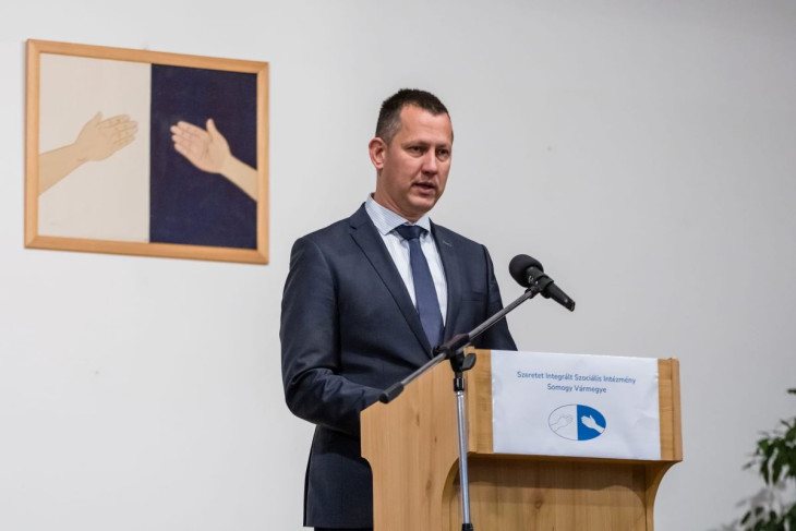 Fülöp Attila államtitkár kikelt magából