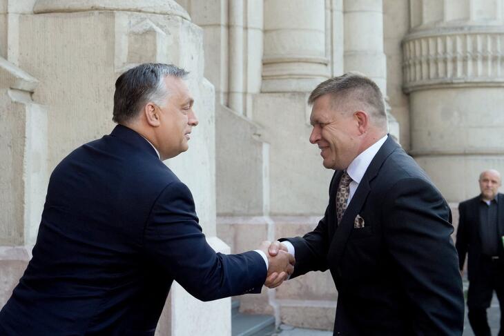 Orbán Viktor jó kapcsolatokat ápol szlovák kollégájával, Robert Ficóval