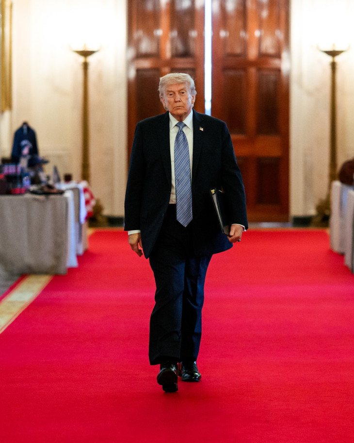 Trump kisétál a háborúból?