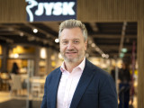 Interjút adott a magyar, a görög és az ausztriai JYSK-hálózatot irányító Szimeiszter Sándor. 