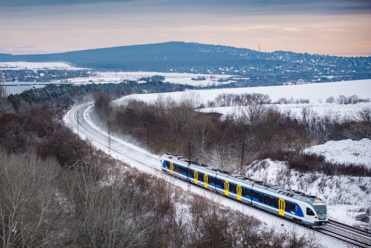 Pontosabbak a vonatok?  