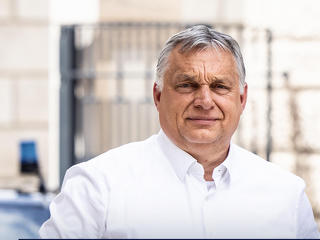 Orbán Viktor felmentette a Katonai Nemzetbiztonsági Szolgálat vezetőjét