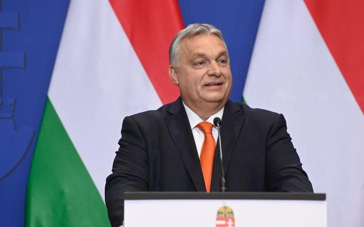 Orbán Viktor miniszterelnök évzáró nemzetközi sajtótájékoztatót tart a Kormányinfó keretében a Karmelita kolostorban 2022. december 21-én. Fotó: MTI/Koszticsák Szilárd