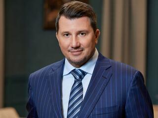 Távozik a bankvezér a pécsi egyetem kuratóriumának éléről