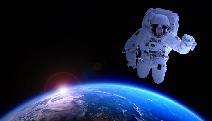 Hat állandó és húsz tartalékos űrhajóst keresnek (Fotó: Pixabay)