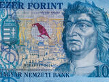 A forint lába előtt hever a világ szerda reggel
