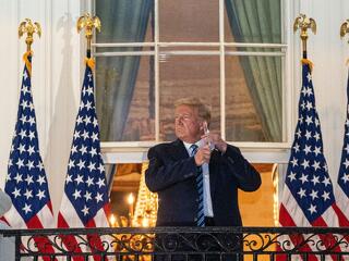 Kiakadt a Nobel-díjas közgazdász Trump miatt: „Ez színtiszta amatőrködés”
