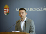 Rogán Antal a választások előtt hozott új rendeletet a titkosszolgálati dolgozóknak