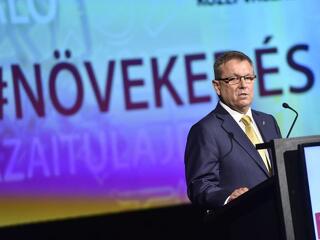 Állami milliárdok ragadtak benn Matolcsy György unokatestvérének bankjánál, a döntések szabálytalanul születtek