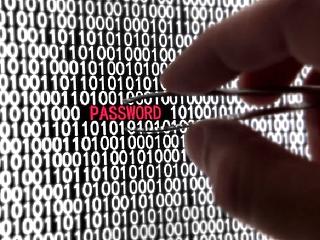 100 millió amerikai és 6 millió kanadai banki adatait lopta el egy hacker