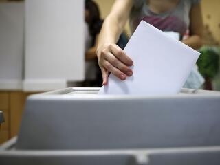 Csalástól tart a választók majdnem fele a jövő évi parlamenti választásokon