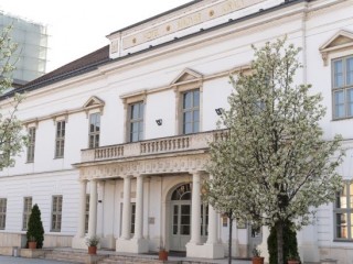 A Hotel Magyar Király Székesfehérvár belvárosában. Fotó: magyarkiraly.hu