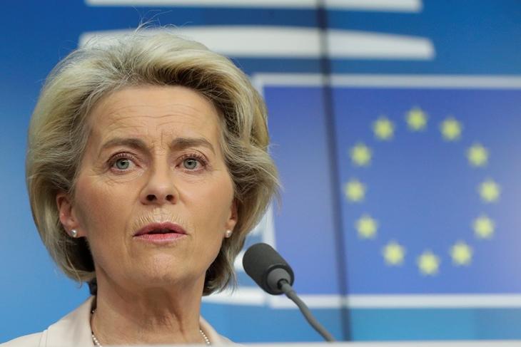 Ursula von der Leyen: indul az eljárás. Fotó: Európai Tanács   