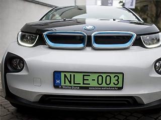 1200 dél-koreai kocsitulajdonos perelte be a BMW-t a gyulladásveszélyes autók miatt