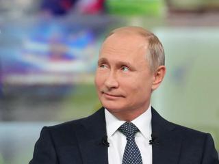 Moszkva nyitott arra, hogy Putyin és Zelenszkij tárgyaljon