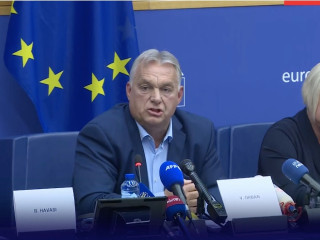 Orbán Viktor sajtótájékoztatója az EP-ben
