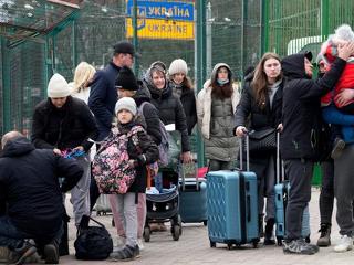 Nem jutottak el Budapestig a menekültek