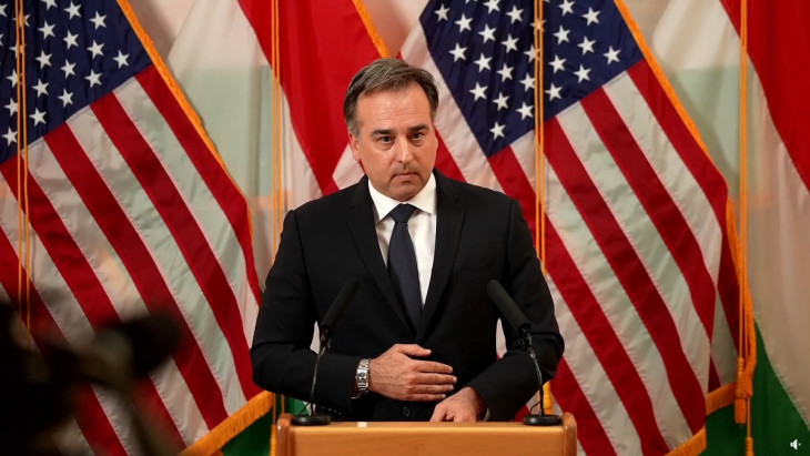 Orbán Viktor Amerika-politikáját David Pressman szerencsejátékhoz hasonlította