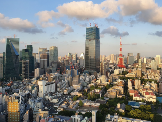 Japán legmagasabb toronyháza Tokióban. Fotó: Wikipedia