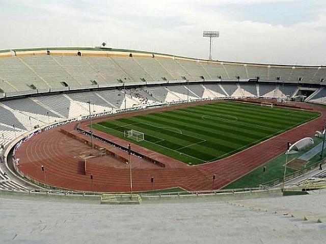6. Azadi Stadion, Teherán
