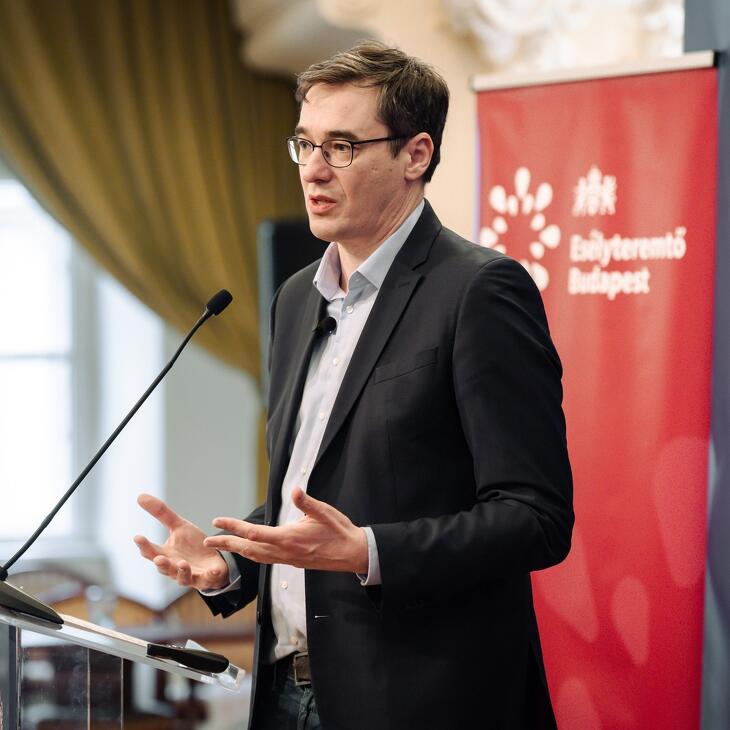 Nem jött üres kézzel Karácsony Gergely főpolgármester