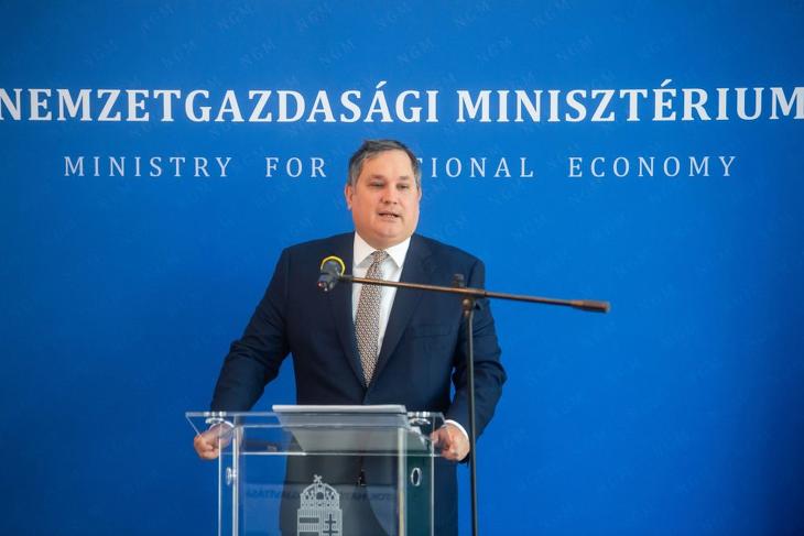 Nagy Márton nemzetgazdasági miniszter a Sparnak is üzent 
