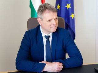 Feljelentést tett a miniszter a Balásy Gyula cégétől vásárolt kismotorok miatt