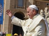Ferenc pápa: a világ önmegsemmisítése zajlik