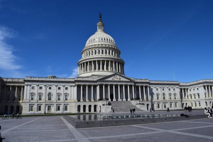 Az amerikai kongresszus mindkét házban a republikánusok kerültek többségbe 