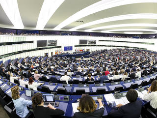 Kínos részlet derült ki a kormánypárti EP-képviselők szavazási szokásairól 