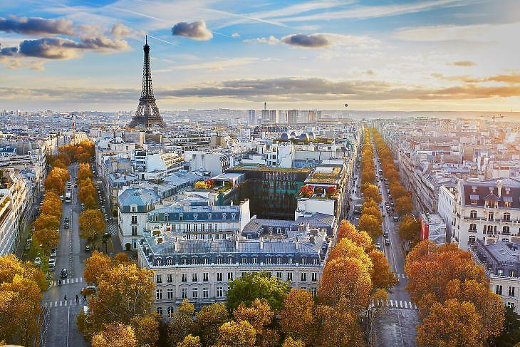 szabad ülésén párizsban ingyenes társkeresés oldalak dunaujvaros es környékén