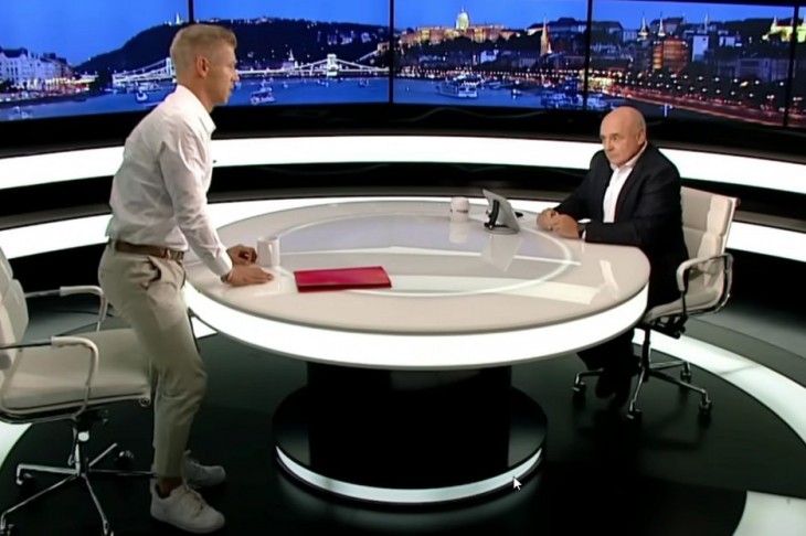 A pillanat, amikor Magyar Péter felállt, és otthagyta az ATV műsorát