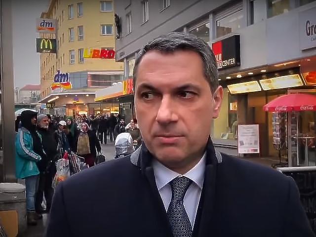 Lázár János a családi cégeket támogatná
