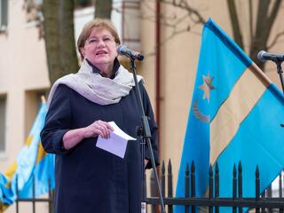 Zsíros összeget kap Szili Katalin a Miniszterelnökségtől