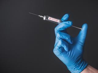 Spanyol koronavírus elleni vakcinát kezdtek el tesztelni 