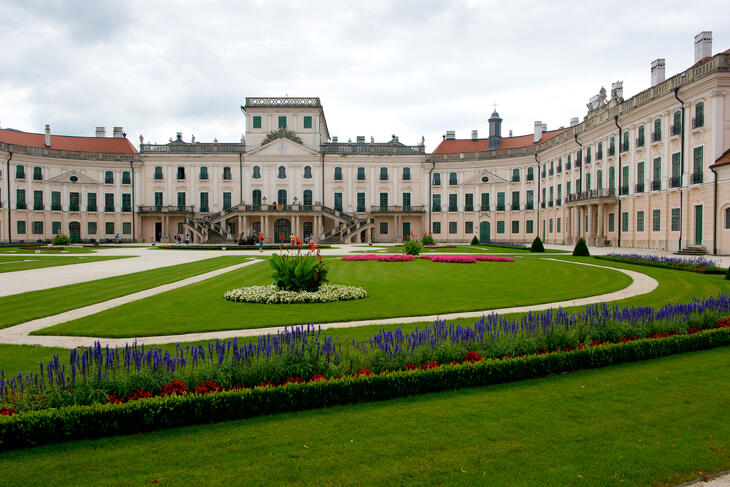 A fertődi Eszterházy-kastélynál Mészáros Lőrinc egyik cége is munkához jutott