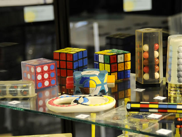 Rubik kocka és egyéb logikai játékok