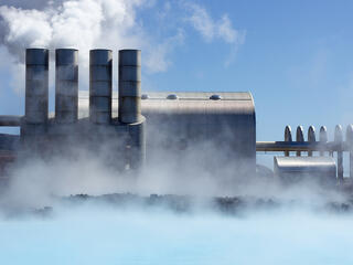 Itt van, hány helyen vigyáznak az energetikai létesítményekre a kormánydöntés miatt