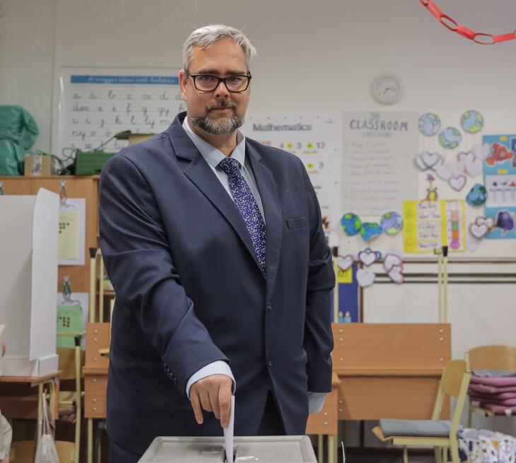 Kiss László nem tud elmenni a képviselő-testület alakuló ülésére sem?
