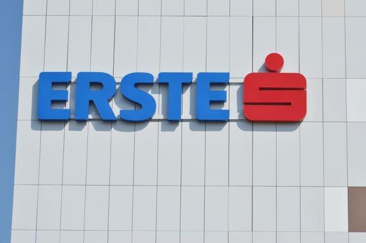 Erste Bank Lakossagi Folyoszamla Dijak