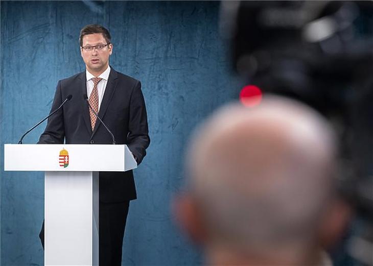 Gulyas Gergely Jovo Evtol A Haziorvosok Beret Is Rendezi A Kormany Mfor Hu