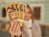 Száguld a forint, kétéves csúcson jár a dollárral szemben