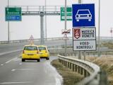 Elképesztő drága az autópálya-matrcia, de sokan vettek belőle