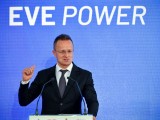 Szijjártó Péter külgazdasági és külügyminiszter újabb diadala, jön az EVE Power. Fotó: MTI/Czeglédi Zsolt 